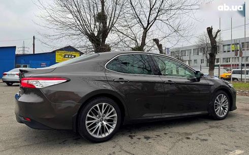 Toyota Camry 2019 - фото 24