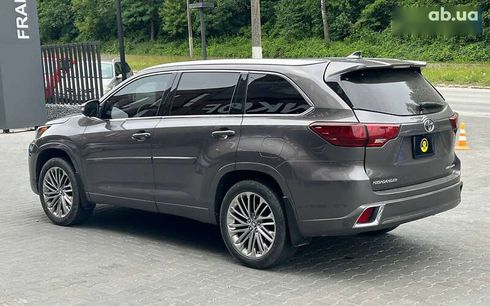 Toyota Highlander 2016 - фото 4