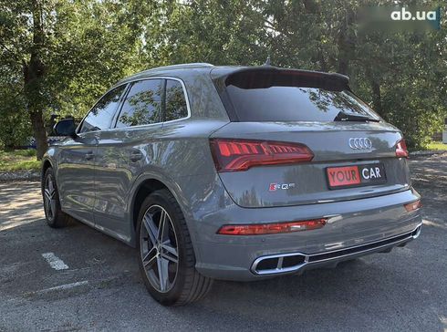 Audi SQ5 2018 - фото 19