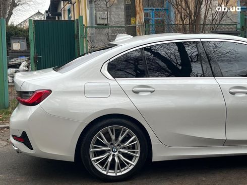 BMW 3 серия 2019 белый - фото 8