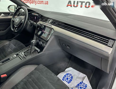 Volkswagen Passat 2019 - фото 8