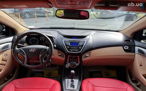 Hyundai Elantra 2013 - фото 12
