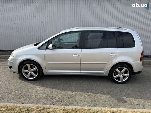 Volkswagen Touran 2008 - фото 4