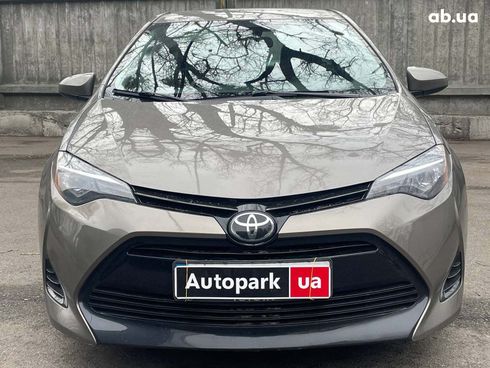 Toyota Corolla 2017 серый - фото 2