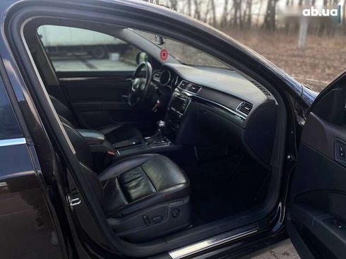 Skoda Superb 2012 - фото 18