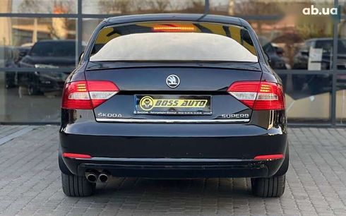 Skoda Superb 2013 - фото 5