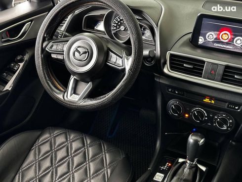 Mazda 3 2018 синий - фото 18