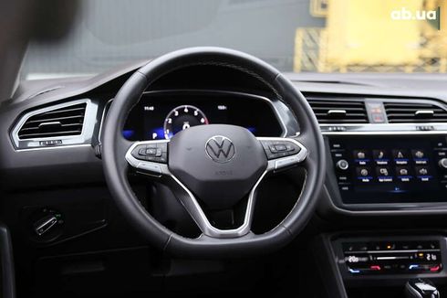 Volkswagen Tiguan 2022 - фото 17