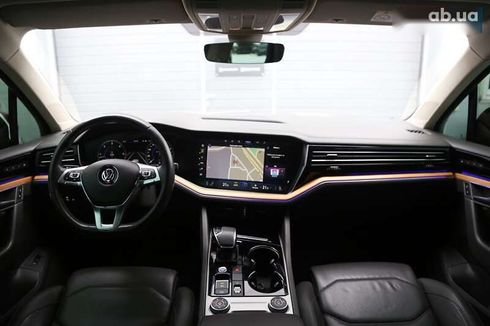Volkswagen Touareg 2018 - фото 13