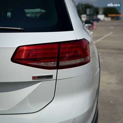 Volkswagen passat alltrack 2018 - фото 14