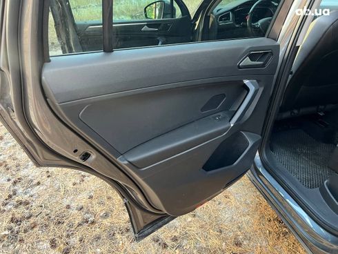 Volkswagen Tiguan Allspace 2018 серый - фото 5