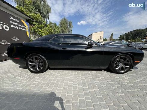 Dodge Challenger 2018 - фото 17