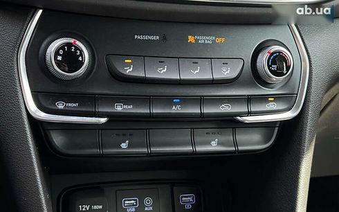 Hyundai Santa Fe 2020 - фото 19