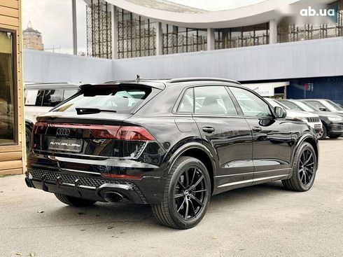 Audi RS Q8 2025 - фото 6