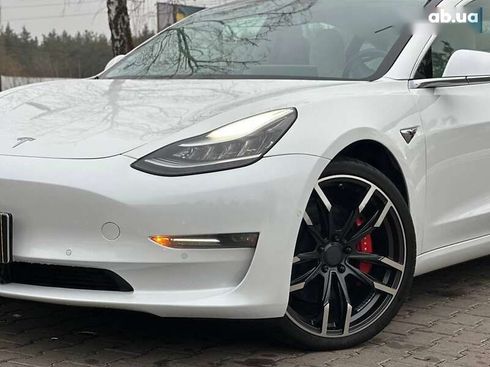 Tesla Model 3 2019 - фото 4