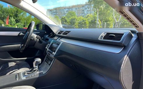 Volkswagen Passat 2011 - фото 10