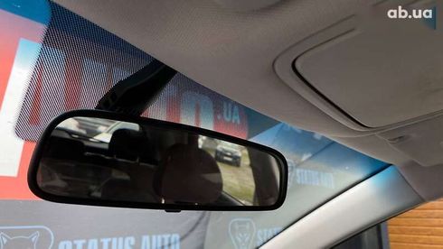 Kia Niro 2017 - фото 26