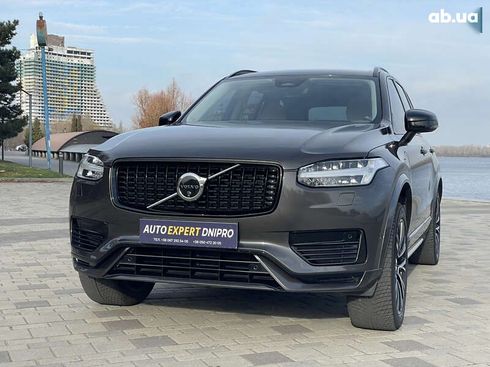 Volvo XC90 2023 - фото 13