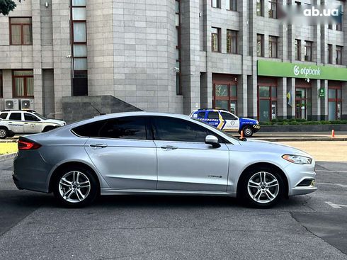 Ford Fusion 2017 - фото 13