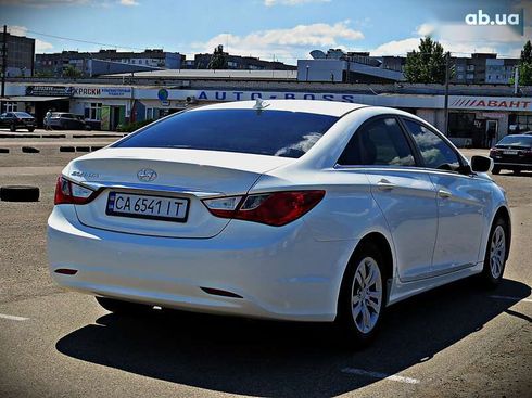 Hyundai Sonata 2011 - фото 3