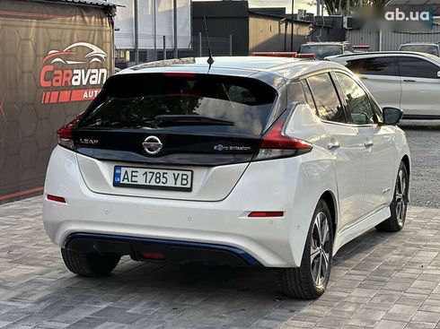 Nissan Leaf 2018 - фото 14