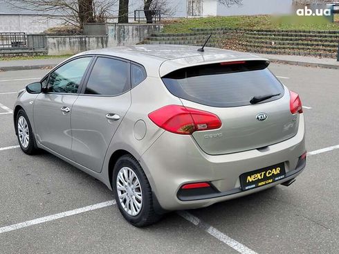 Kia Cee'd 2014 - фото 13