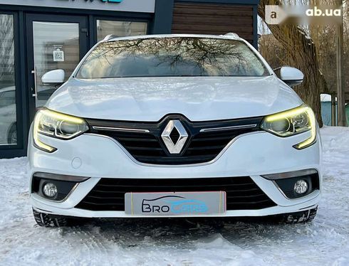 Renault Megane 2018 - фото 8