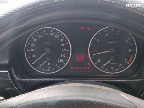 BMW 3 серия 2005 белый - фото 28