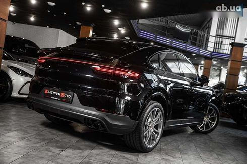 Porsche Cayenne Coupe 2021 - фото 19