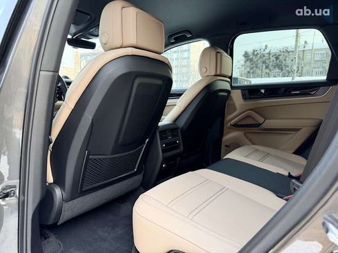 Porsche Cayenne 2024 - фото 26