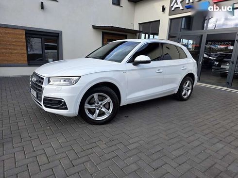 Audi Q5 2017 - фото 23