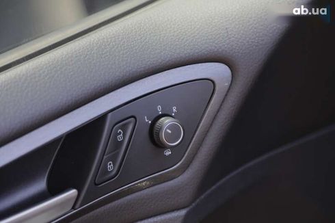 Volkswagen Golf GTI 2019 - фото 21