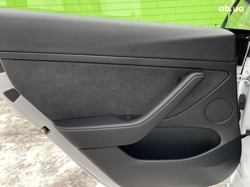 Tesla Model 3 2022 - фото 10