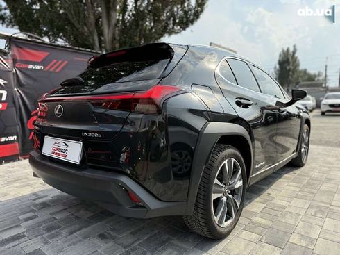 Lexus UX 2020 - фото 14