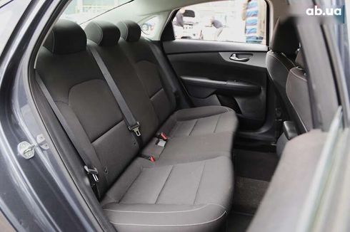 Kia Forte 2019 - фото 11