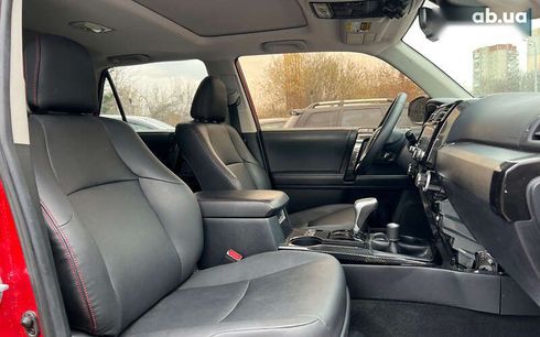 Toyota 4Runner 2020 - фото 9