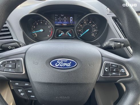 Ford Escape 2019 серый - фото 13