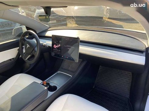 Tesla Model Y 2021 - фото 9