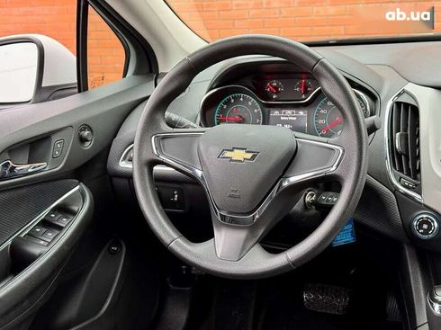 Chevrolet Cruze 2017 - фото 16