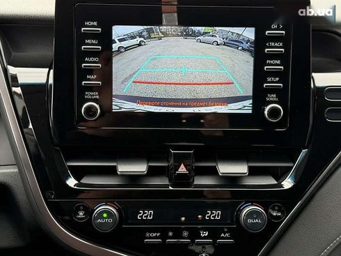 Toyota Camry 2021 - фото 28