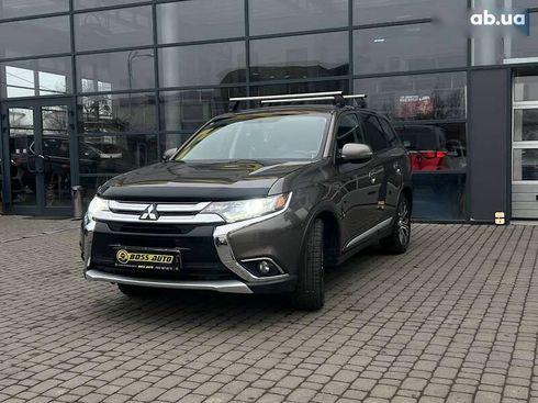 Volkswagen Touran 2011 - фото 3