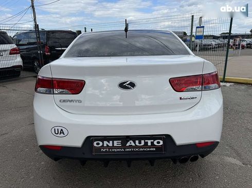Kia Cerato 2011 - фото 8
