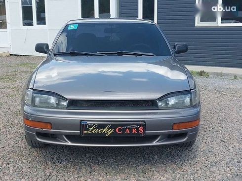 Toyota Camry 1996 - фото 2