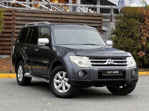 Mitsubishi Pajero Wagon 2009 - фото 7