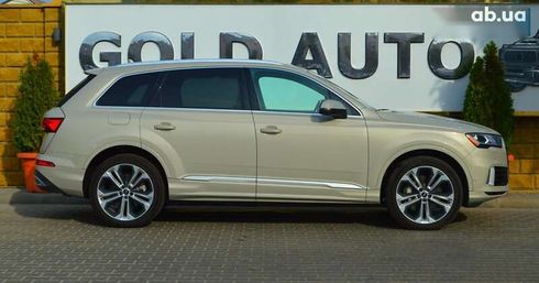 Audi Q7 2021 - фото 15