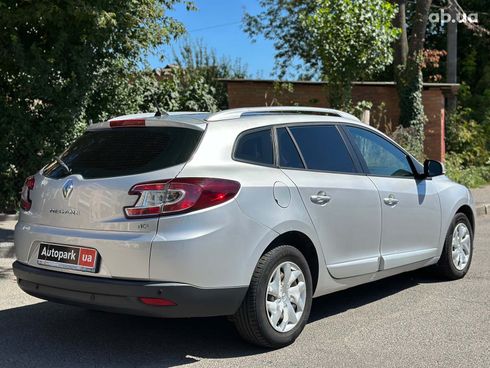 Renault Megane 2014 серый - фото 13