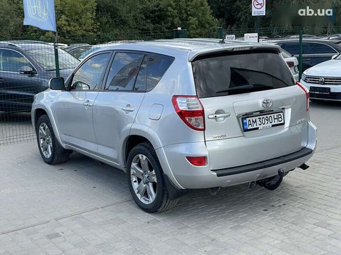 Toyota RAV4 2010 - фото 20