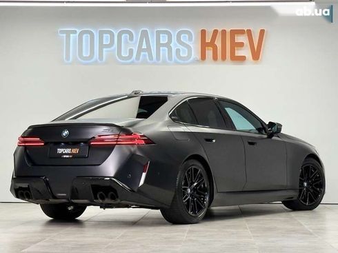BMW M5 2024 - фото 7