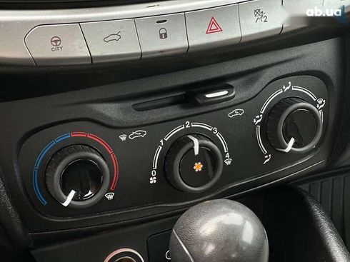 Fiat Tipo 2017 - фото 19