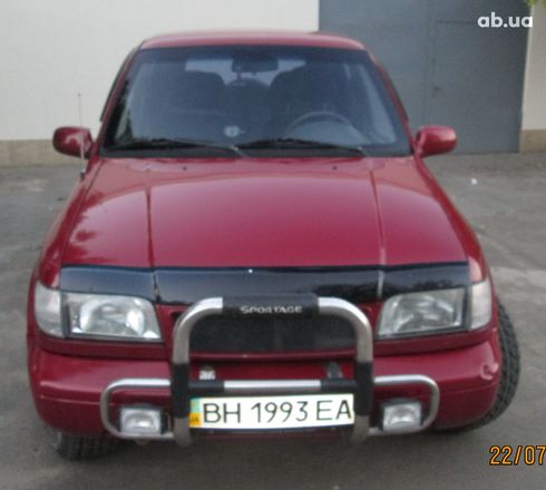 Kia Sportage 1998 красный - фото 9